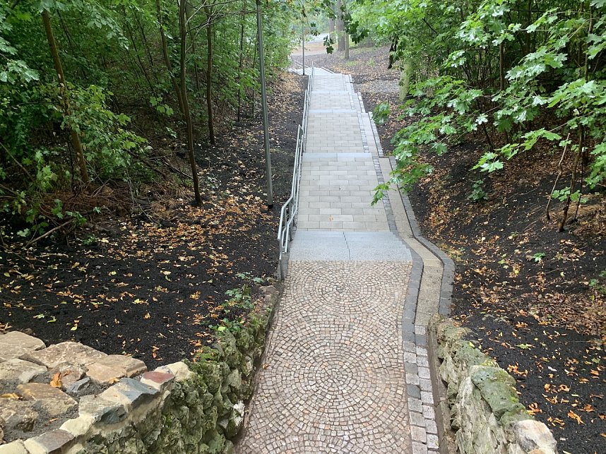 Einweihung der neuen Gehegetreppe