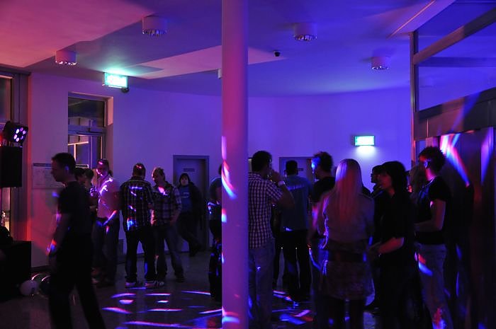 Party in der Atrium Passage