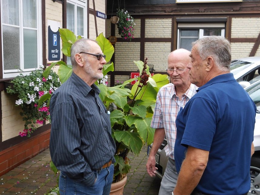 Wiedervereint nach 70 Jahren - in Ilfeld trafen sich 21 ehemalige Klassenkameraden zum 70. Jubil&auml;um