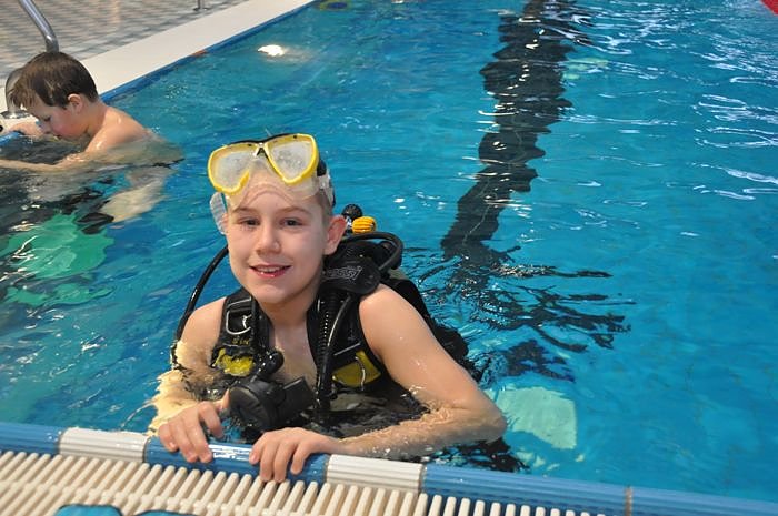 Mega-Poolparty im Badehaus