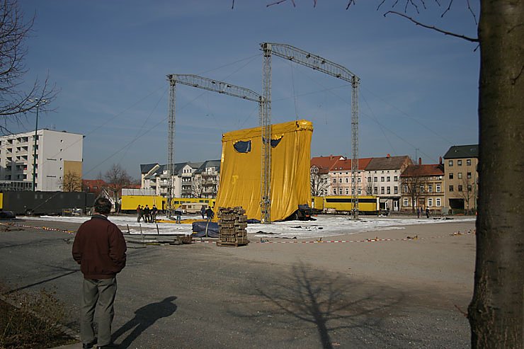 Gro&szlig;er Russische Staatscirkus beim Aufbau