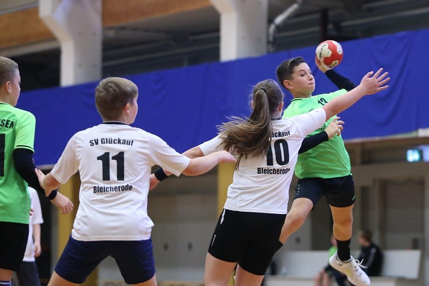 Die gro&szlig;en und kleinen Nordh&auml;user Handballer hatten zum Saisonstart viel zu tun