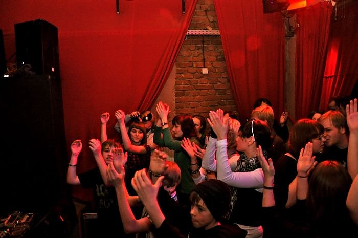 Mister Sushi & Mama Boom in der Destille