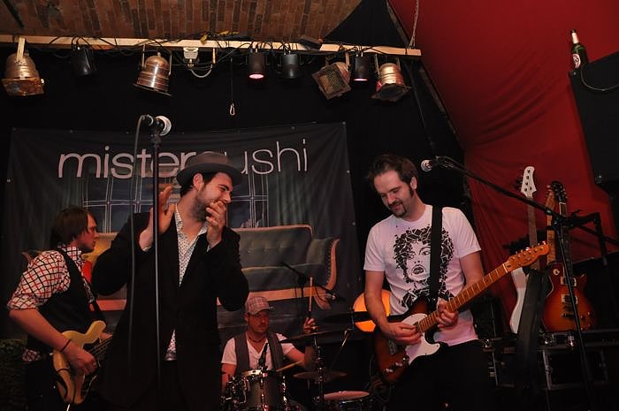 Mister Sushi & Mama Boom in der Destille