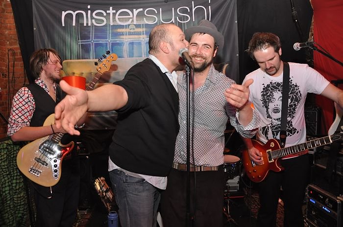 Mister Sushi & Mama Boom in der Destille