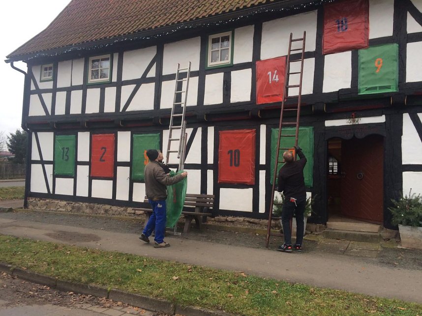 Heimatmuseum als Adventskalender