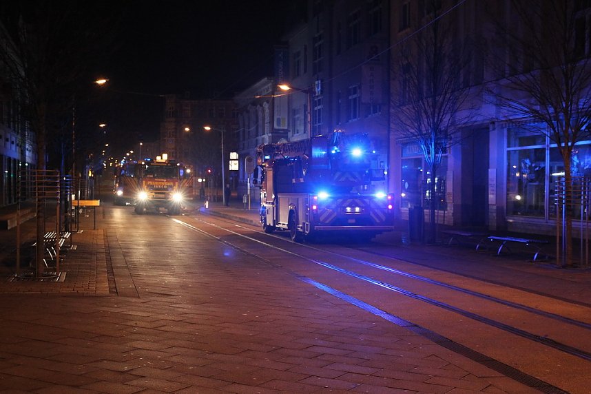 Feuerwehren im Einsatz an der Atrium-Passage