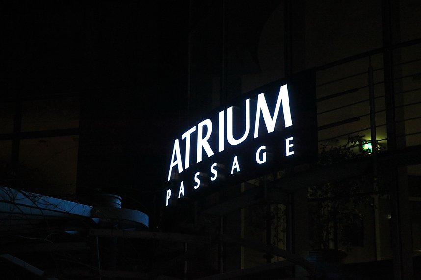 Feuerwehren im Einsatz an der Atrium-Passage