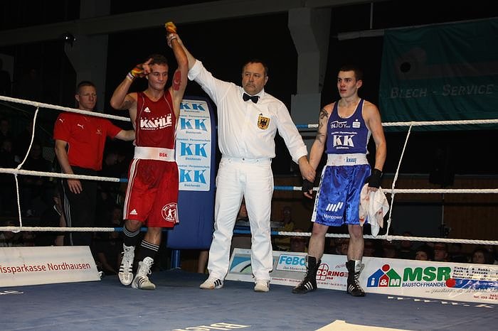 Dramatische Boxnacht (2)