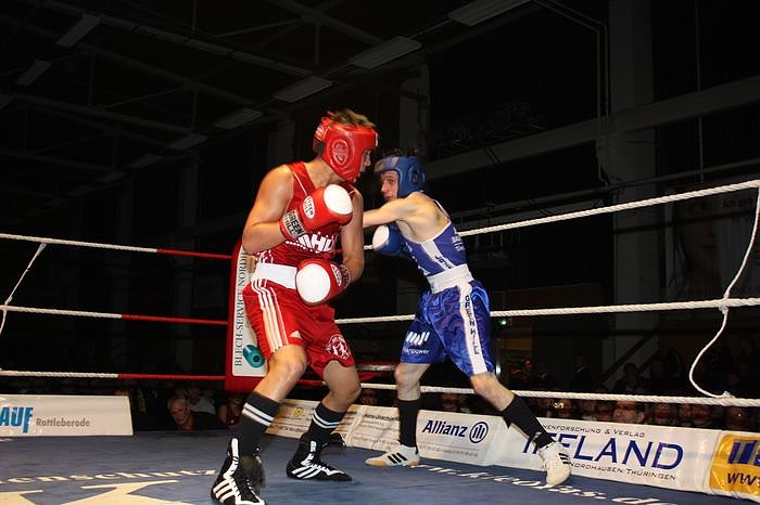 Dramatische Boxnacht (2)