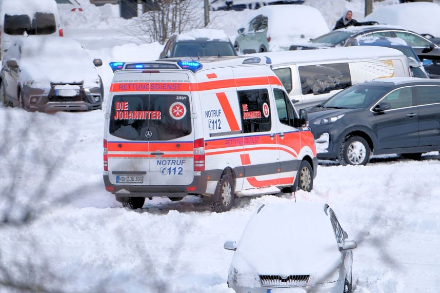 R&auml;umarbeiten auf dem August-Bebel-Platz