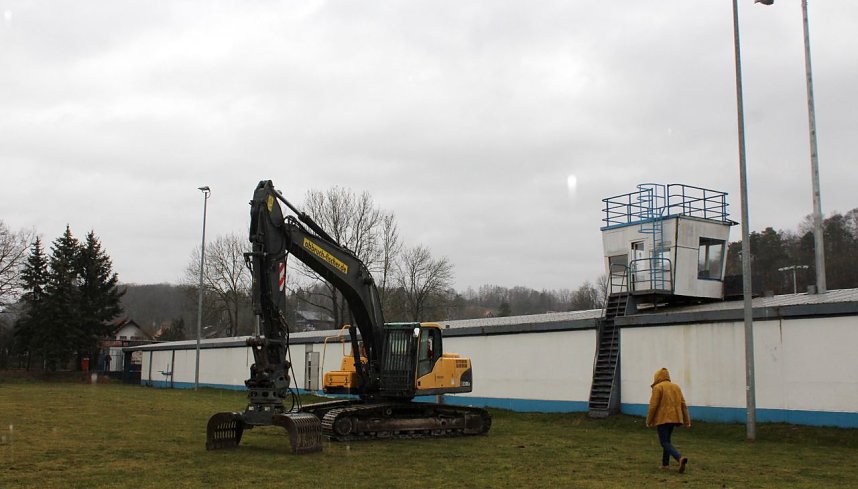 Abriss der Sprecherkabine im AKS