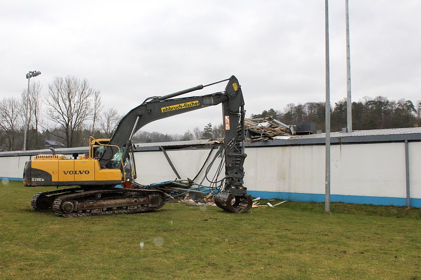 Abriss der Sprecherkabine im AKS