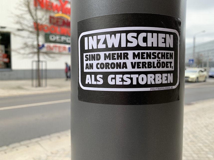 Spaziergang gegen die Lockdownma&szlig;nahmen der Regierung