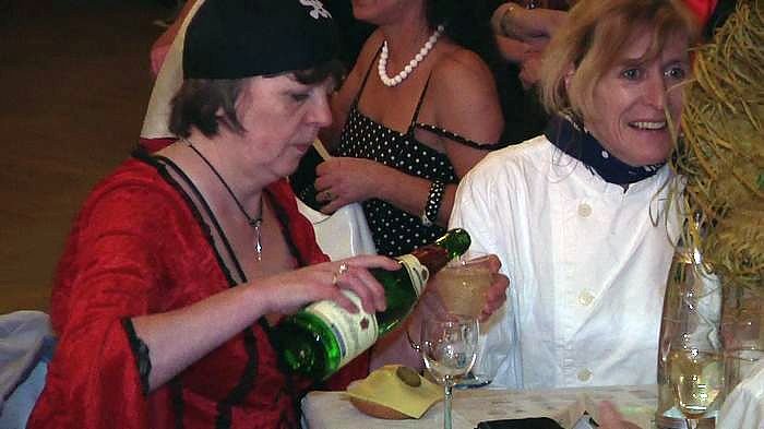 N&auml;rrische Weiber