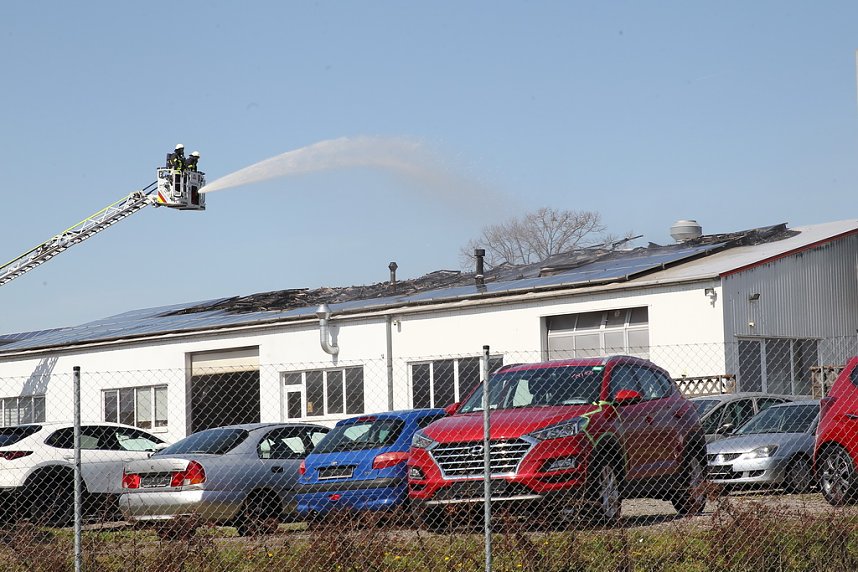Brand eines Autohauses bei Nordhausen