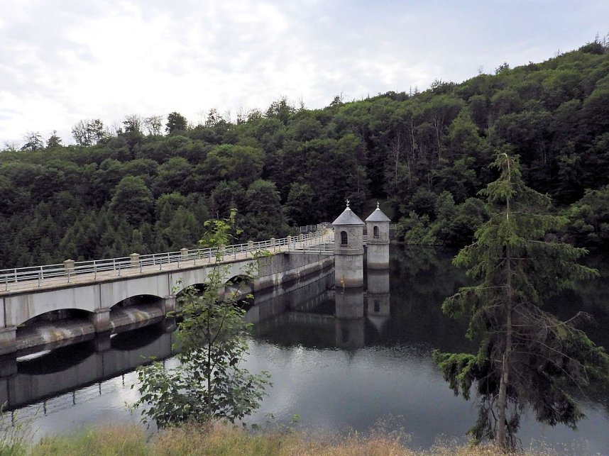 An der Neust&auml;dter Staumauer 