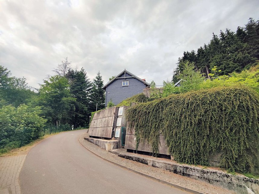 An der Neust&auml;dter Staumauer 