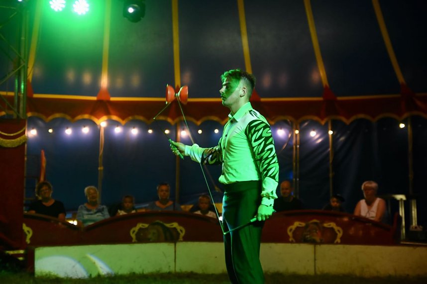 Zirkus Atlantik in Sundhausen