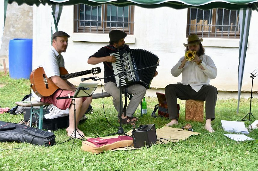 Internationales M&auml;rchenpicknick