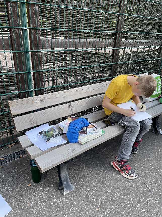 Ferienangebot mit Spraydose - an der Petersbergschule befasste man sich in der zweiten Ferienwoche mit einem Grafitti-Workshop