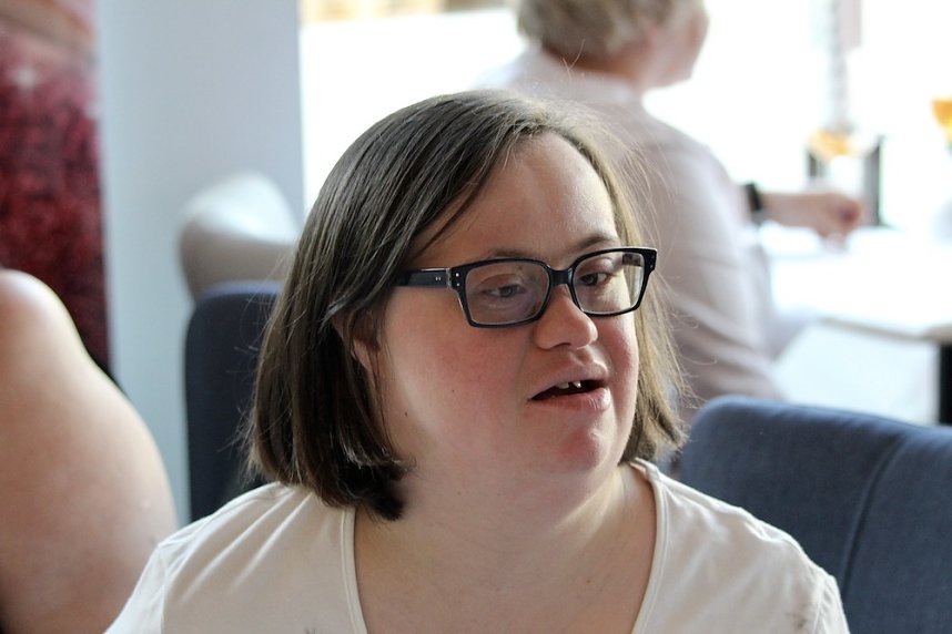 Glamour&ouml;se Travestie-Show im Cafe`Sahne in Nordhausen