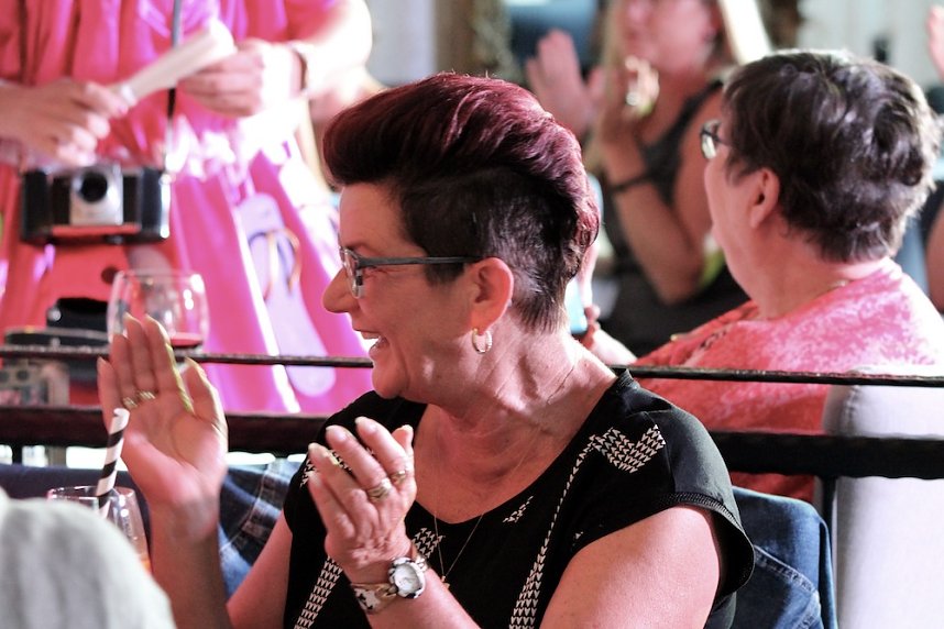 Glamour&ouml;se Travestie-Show im Cafe`Sahne in Nordhausen