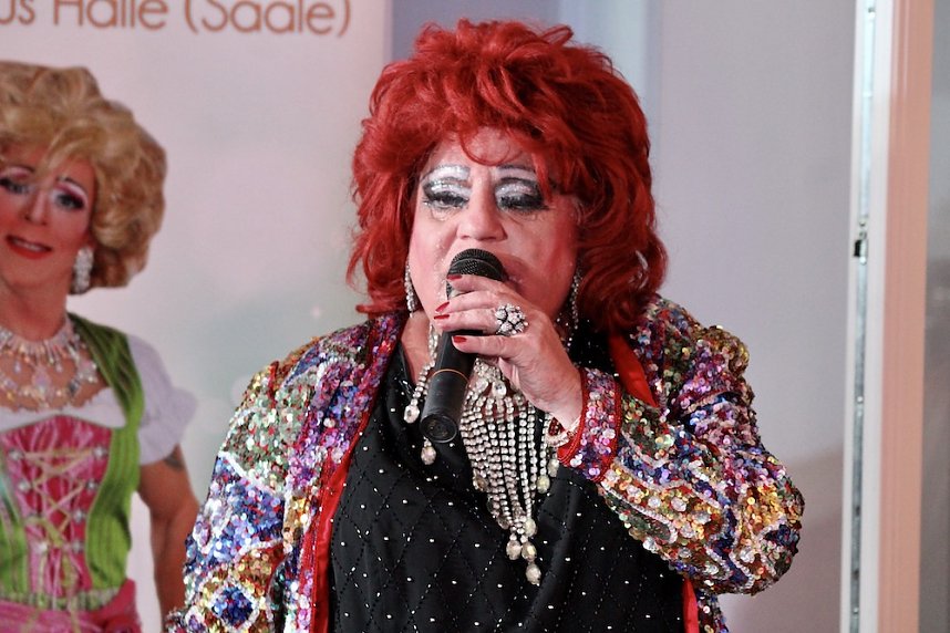 Glamour&ouml;se Travestie-Show im Cafe`Sahne in Nordhausen