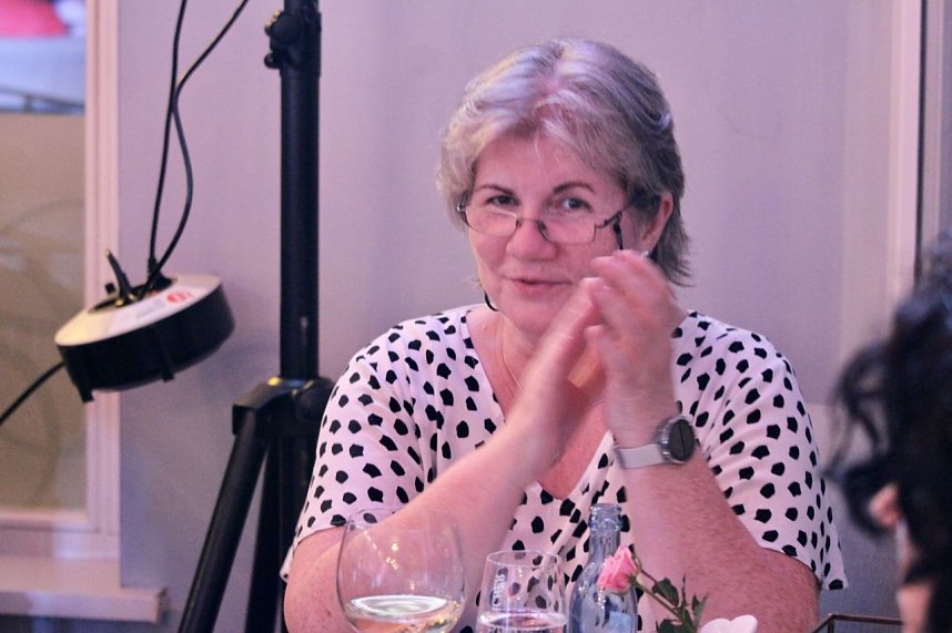 Glamour&ouml;se Travestie-Show im Cafe`Sahne in Nordhausen