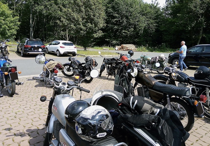 Ausfahrt zum Auerberg