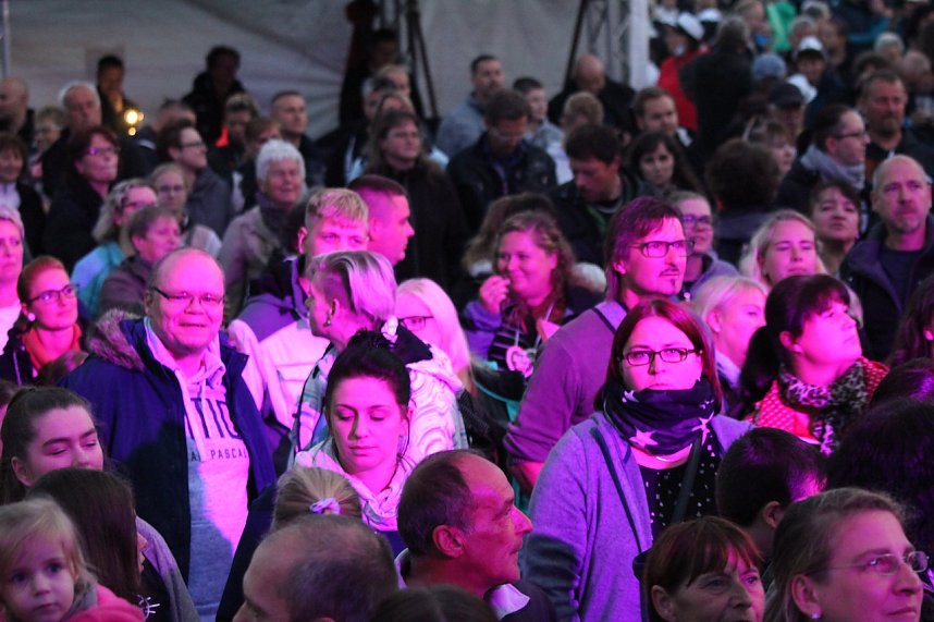 Kerstin Ott begeisterte ihr Publikum bei Wippertaler in Sundhausen
