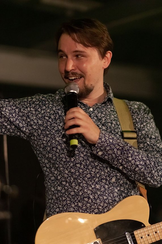 FRANZ KARAFKA und G&auml;ste auf dem Parkdeck der Marktpassage