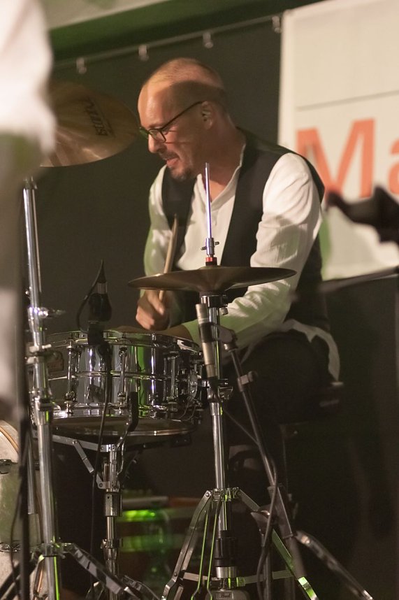 FRANZ KARAFKA und G&auml;ste auf dem Parkdeck der Marktpassage