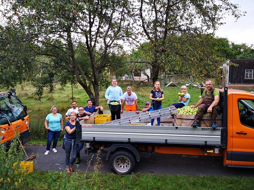 Apfelaktion in Harztor