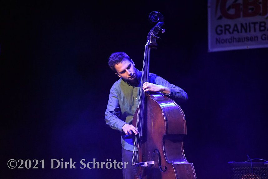 JazzRabazz mit Frederike G&auml;&szlig;lein, "Bluff" und dem "Tingvall Trio"