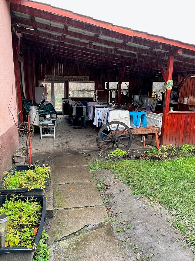 Angekommen: der Hilfstransport der Diakonie wurde in Rum&auml;nien sehnlichst erwartet