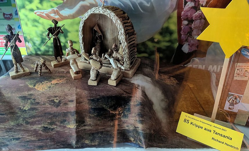 Krippenausstellung in Schaufenstern der Stadt Nordhausen