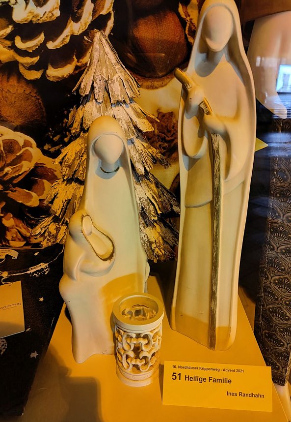 Krippenausstellung in Schaufenstern der Stadt Nordhausen