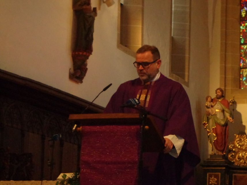 Den Gottesdienst im Dom konnten heute nicht nur Nordh&auml;user live erleben