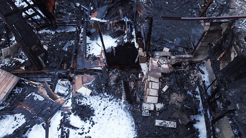 Tagesbilder vom Brandort