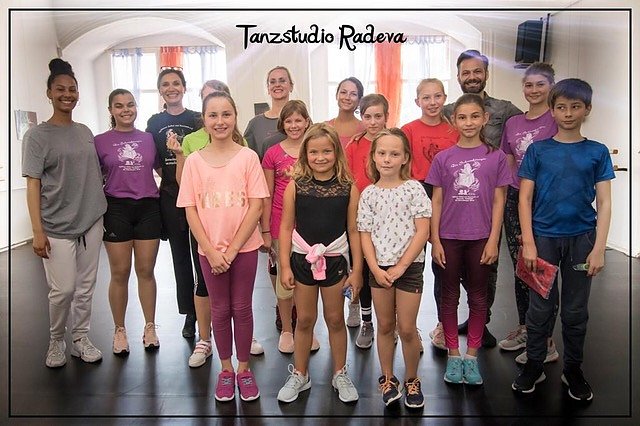27 Jahre Tanzstudio Radeva
