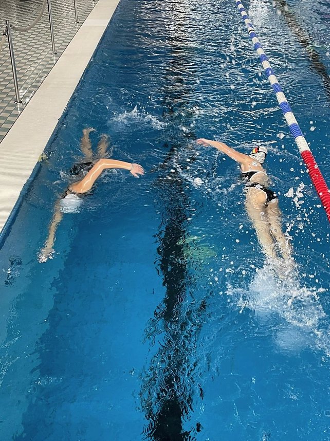 Benefizschwimmen im Badehaus