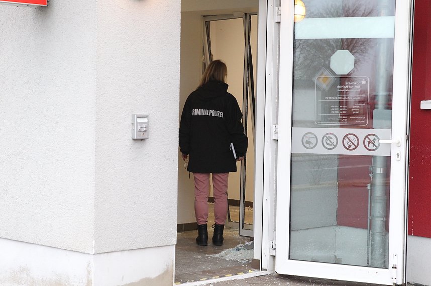 Aufgebrochene Geldautomaten in H&uuml;pstedt