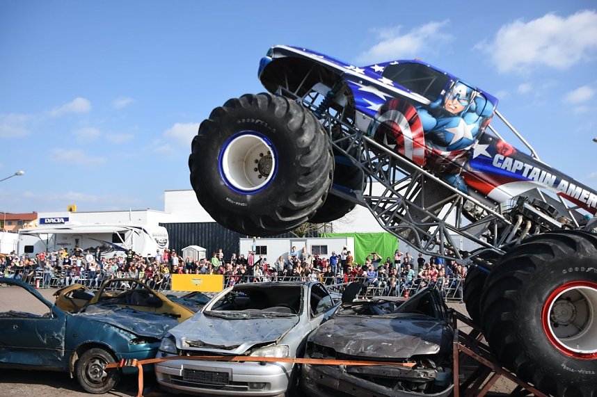 Monster Truck Show 