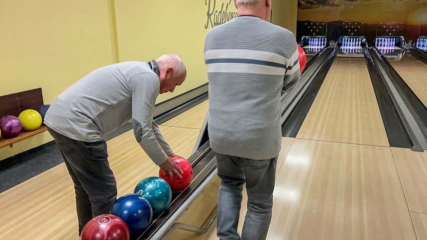 Bowlingabend der Seniorensportler in Salza