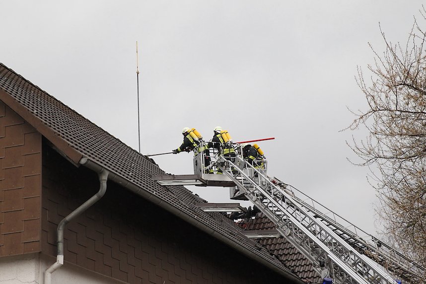 Dachstuhlbrand in Heringen 