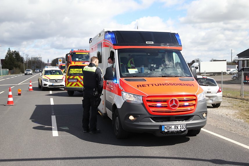 Unfall auf der Kasseler Landstra&szlig;e