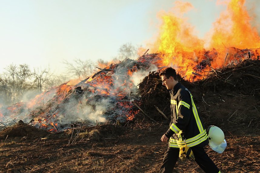 Osterfeuer bei Krimderode