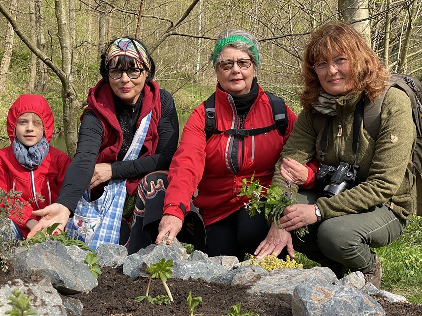 Kr&auml;uterschnecke im L&ouml;nspark