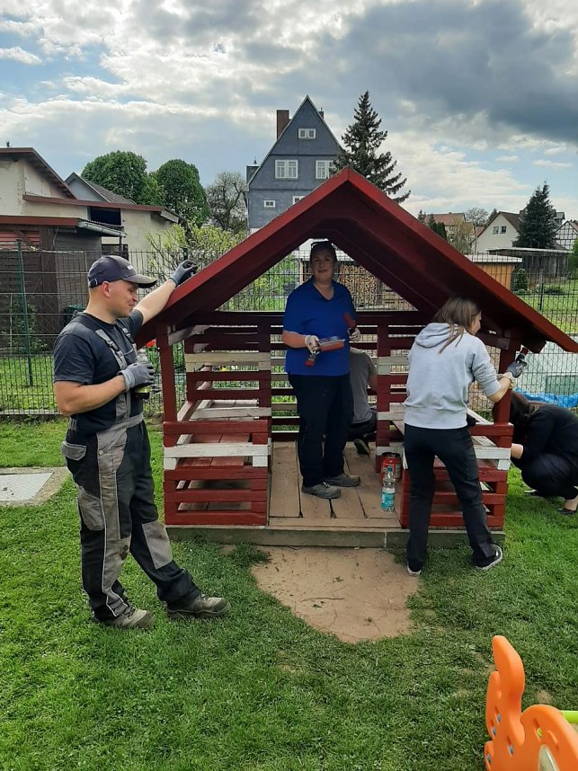 Arbeitseinsatz im Kindergarten Hohensteiner Burgspatzen